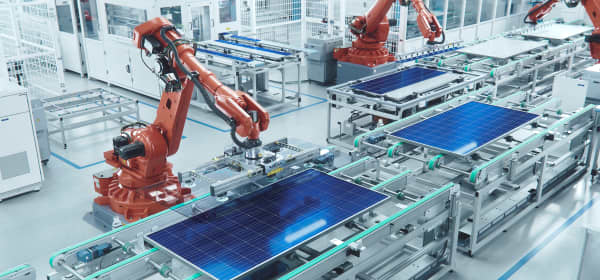 Fabrikanlage, in der Solarmodule hergestellt werden