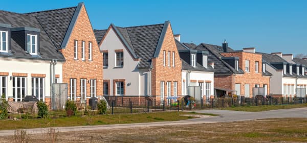 deutsche Wohnhäuser in Reihe gebaut