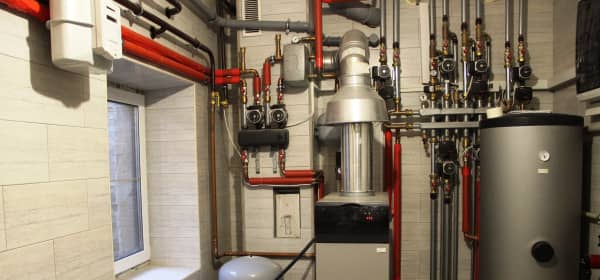 Modern ausgestatteter Heizungskeller