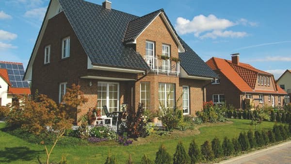 Einfamilienhaus mit Garten in einer gepflegten Nachbarschaft