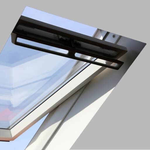 Dachfenster in Form eines Schwingfensters
