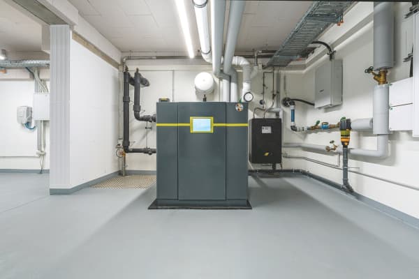 Erdwärmepumpe im Heizungsraum