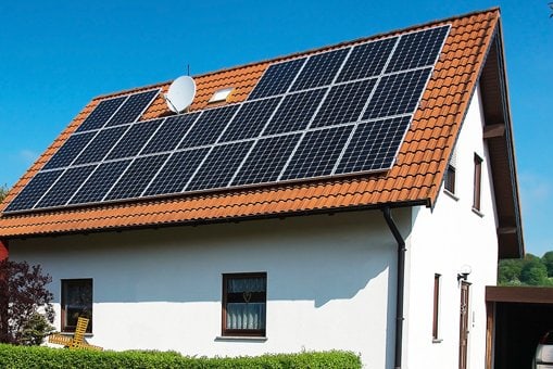 Haus mit Solaranlage