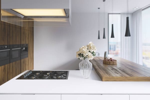 Weiße Küche in G-Form