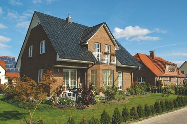 Einfamilienhaus mit Garten in einer gepflegten Nachbarschaft