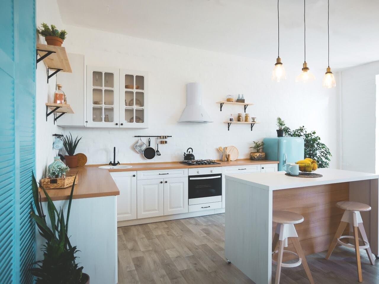 Küche mit Kochinsel planen: Maße & Ideen auch für kleine Küchen