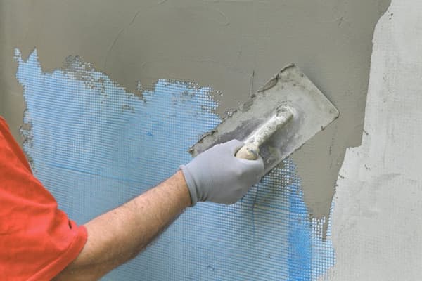 Putzbeschichtung einer Fassade