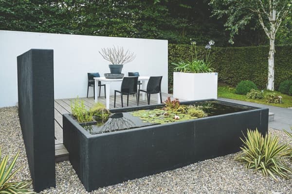 Terrasse aus Kiesboden