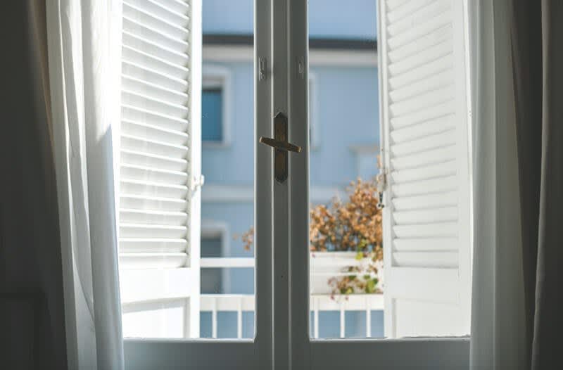 Fensterläden am Balkon