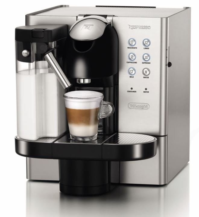 Nespresso Lattissima mit Milchtank