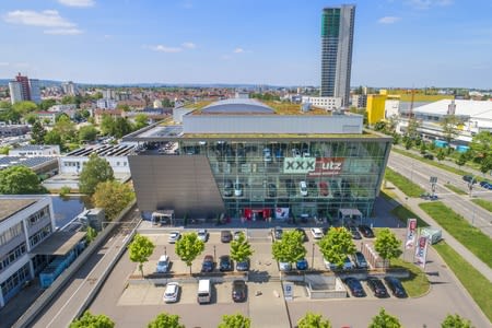 Logo von XXXLutz Mann Mobilia Fellbach