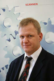 Herr Dipl.-Betrw. (VWA) Klaus  Oberle